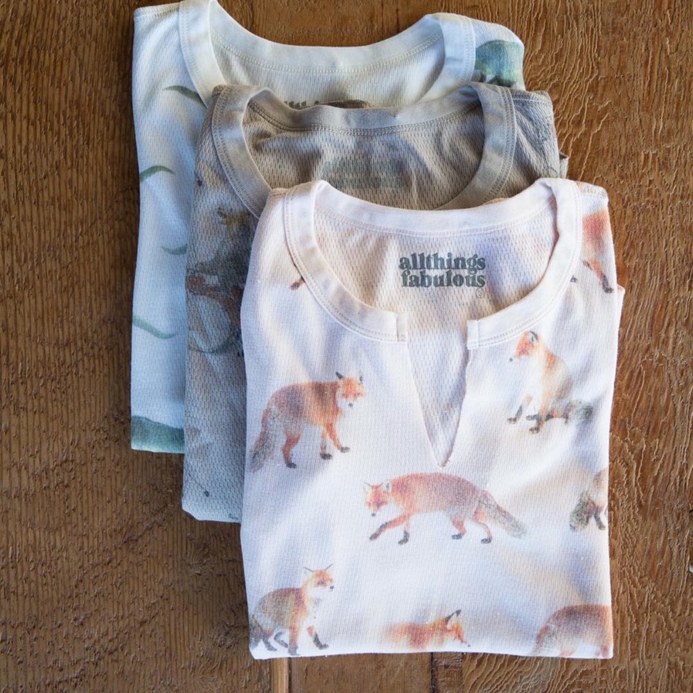 Long-sleeved fox top 🦊